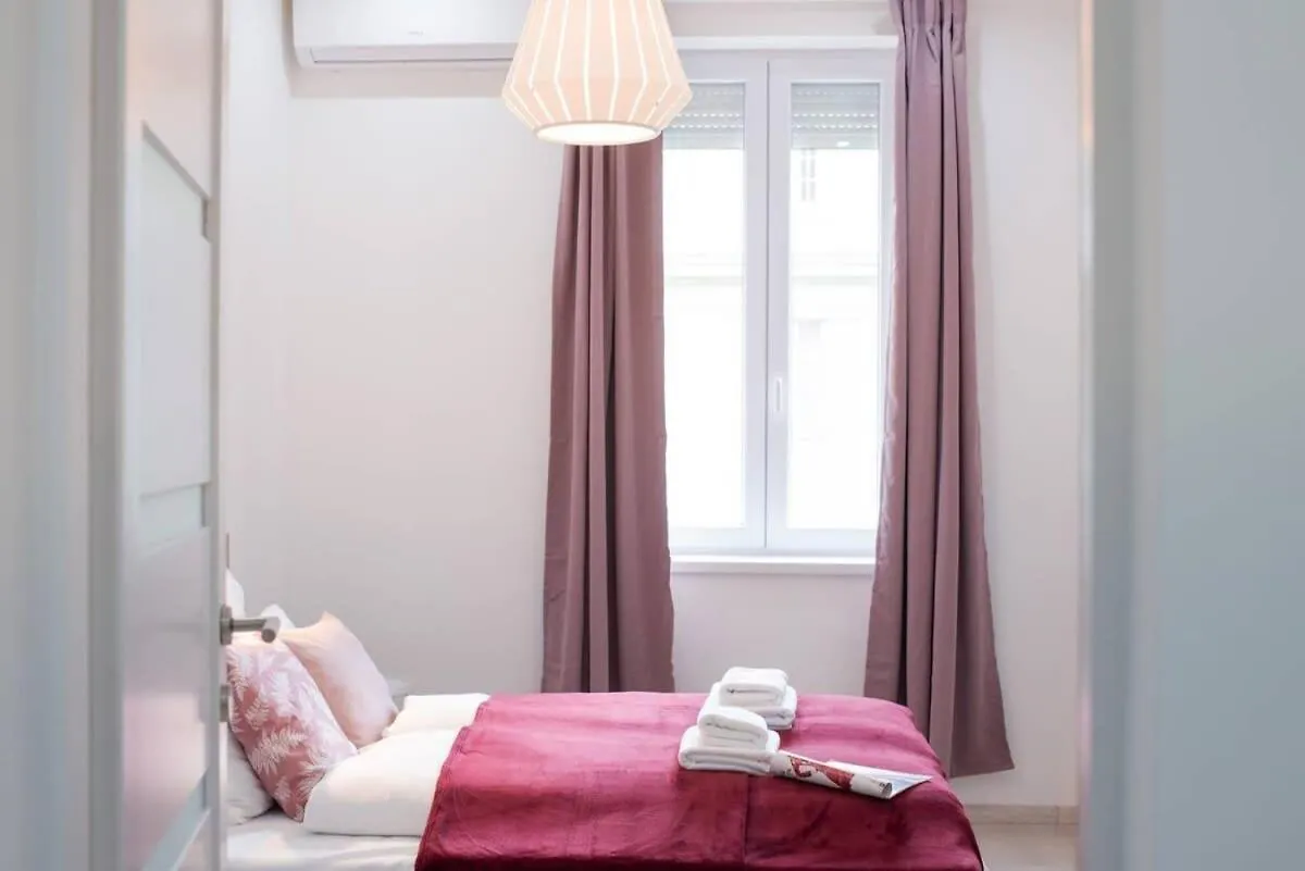 Trendy Central Apartment At Castle Budapest Hungary